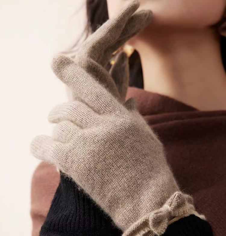 Christmas Bow-knit cashmere gloves