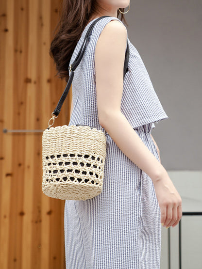 O-ring hollowed-out bucket bag